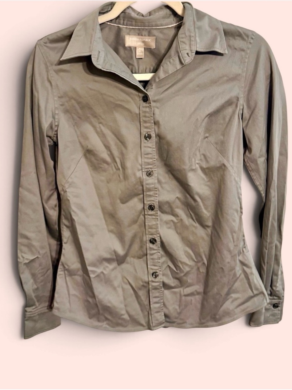Banana Republic Women's-Style Tailored Dress Shirt — Light Gray